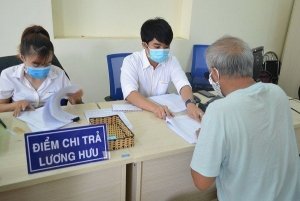 Chi trả lương hưu thế nào cho người nghỉ hưu sớm khi tinh gọn, sắp xếp bộ máy?